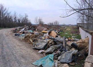 UKLONJENO VIŠE OD 750 KUBIKA OTPADA: Čišćenje divljih deponija u lozničkom kraju uklonjeno-vise-od-750-kubika-otpada:-ciscenje-divljih-deponija-u-loznickom-kraju