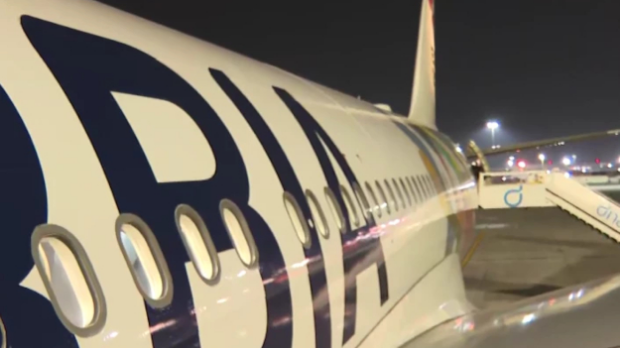 Авион-“Ер-Србије”-са-267-путника-из-Дубаија-слетео-у-Београд Авион-“Ер-Србије”-са-267-путника-из-Дубаија-слетео-у-Београд