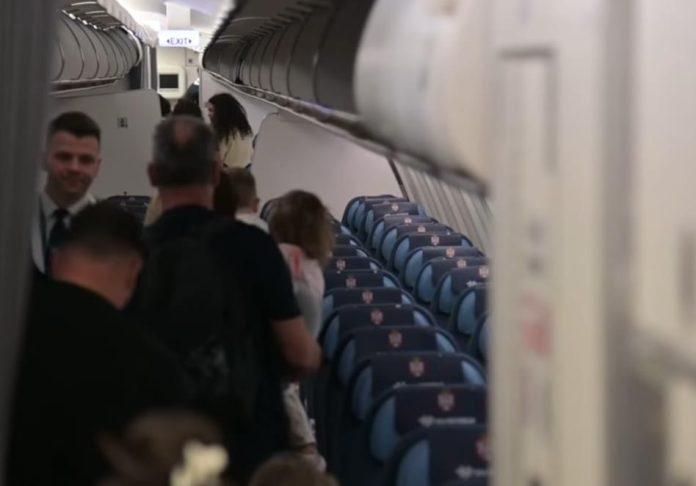 evakuisano-267-putnika,-od-kojih-je-10-beba:-jos-jedan-avion-iz-dubaija-sleteo-u-beograd