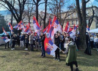 “NAPRAVILI SU ČUDO” Vučić o studentima koji žele da uče: Ti ljudi su bili ključni u odbrani slobode i nezavisnosti ove zemlje “napravili-su-cudo”-vucic-o-studentima-koji-zele-da-uce:-ti-ljudi-su-bili-kljucni-u-odbrani-slobode-i-nezavisnosti-ove-zemlje