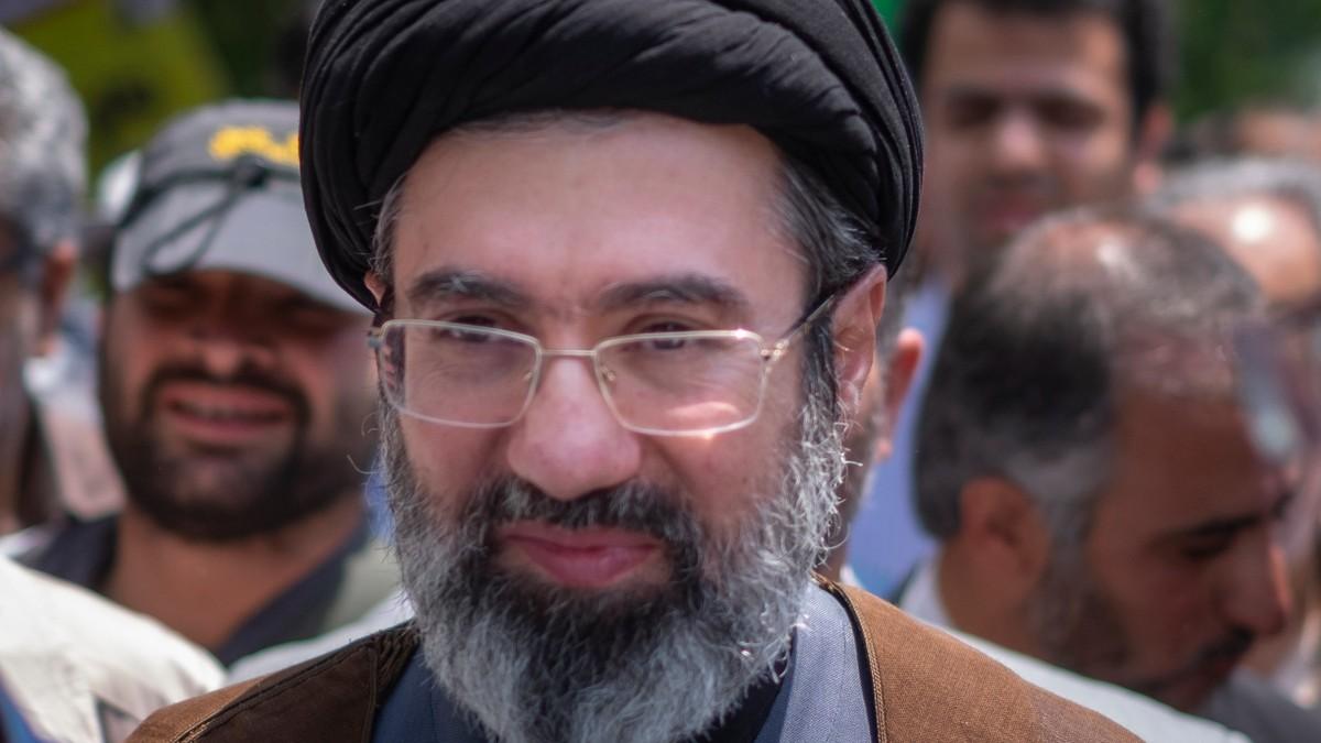 krio-se-ispod-radara,-a-sada-ima-apsolutnu-moc!-ko-je-zapravo-modztaba-hamnei-i-kakva-se-mracna-tajna-krije-iza-njegovog-bogatstva-od-400-miliona-evra?! krio-se-ispod-radara,-a-sada-ima-apsolutnu-moc!-ko-je-zapravo-modztaba-hamnei-i-kakva-se-mracna-tajna-krije-iza-njegovog-bogatstva-od-400-miliona-evra?!