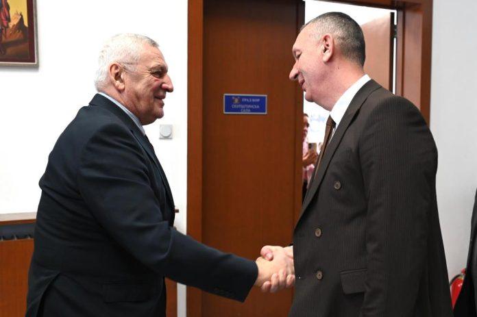 ministar-balint-u-poseti-boru:-osnazivanje-naucnih-i-inovacionih-kapaciteta-grada-(foto)