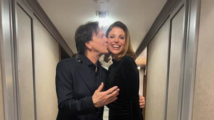 zdravko-colic-u-drustvu-25-godina-mlade-lepotice-pevac-je-ljubi,-ona-ne-skida-osmeh-sa-lica:-“on-je-jedan-i-jedini”