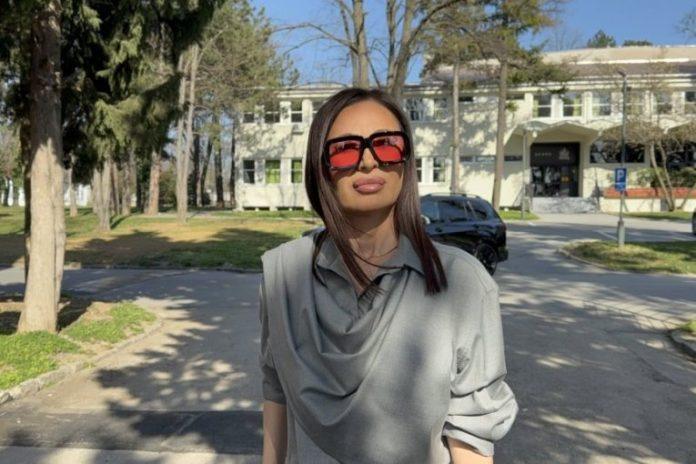 “izdali-su-me-vidic-i-jos-dve-osobe”:-ceca-bez-dlake-na-jeziku:-svako-ko-treba-da-ode,-nek…