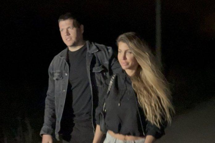 kaca-lazic-u-suzama-docekala-slobu-radanovica!-potresne-scene-na-vratima-porodicne-kuce!-(video)