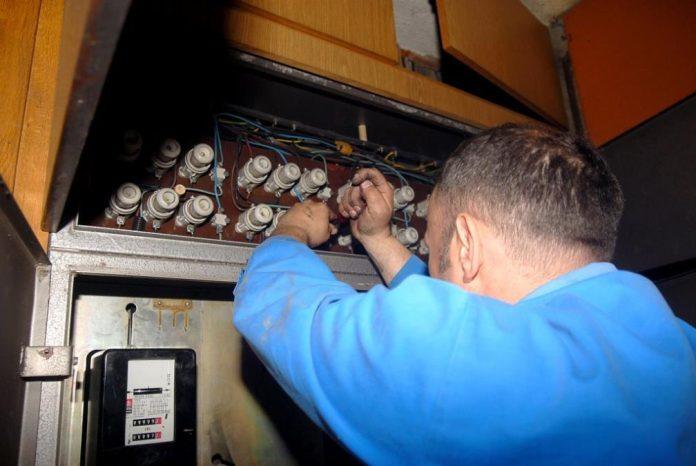 danas-bez-struje-deo-terazija,-malog-kalemegdana,-trga-nikole-pasica:-i-delovi-jos-11-beogradskih-opstina,-iskljucenja-krecu-vec-od-8-sati