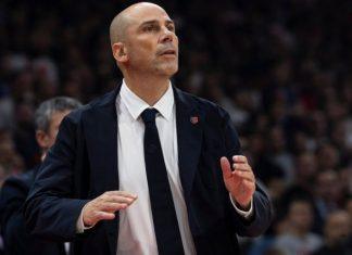 PENJAROJA ŠPIJUNIRA ZVEZDU?! Trener Partizana “uhvaćen” ispred treninga crveno-belih! (VIDEO) penjaroja-spijunira-zvezdu?!-trener-partizana-“uhvacen”-ispred-treninga-crveno-belih!-(video)