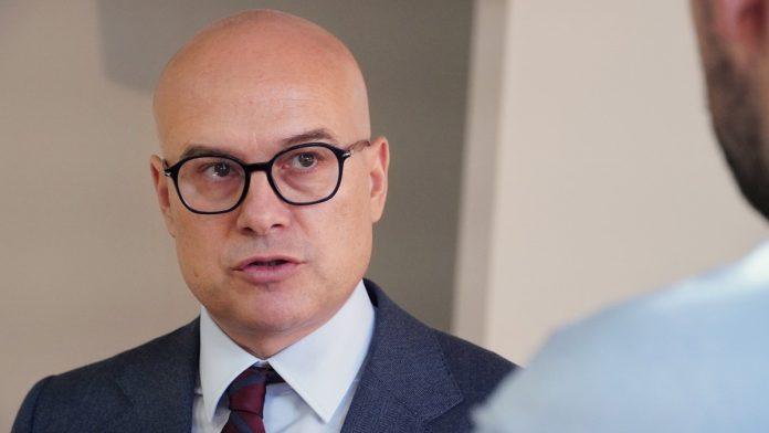 vucevic:-niko-nije-politicki-snosio-odgovornost-za-ubistvo-dindica