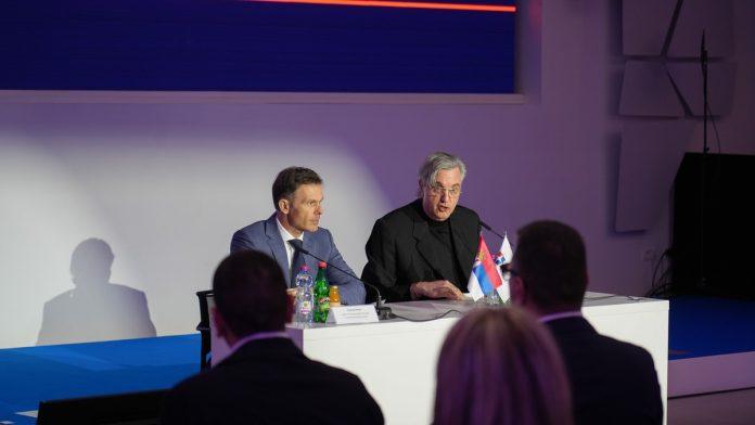 plate-rastu-na-1700-evra,-penzije-na-750,-a-minimalna-zarada-760-evra!-mali-privrednicima-predstavio-nacionalnu-strategiju-razvoja-srbije-do-2035.-godine