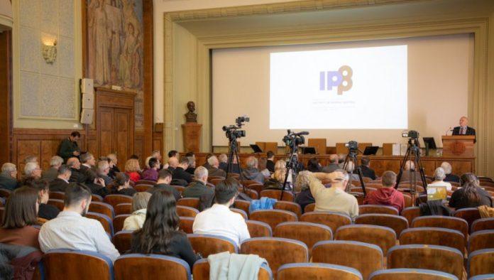 srpski-“nobel”-branislavu-nikolicu:-dodeljena-nagrada-“marko-jaric”-za-fiziku