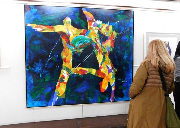 “slikarke-sveta”-u-loznici:-manifestacija-“svet-zena-–-emilija-popovic”-(foto)