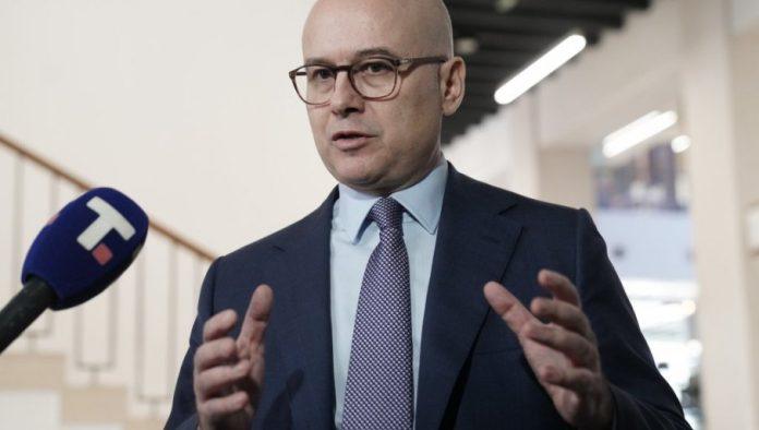 objavili-strategiju-cuvanja-milosa-vucevica:-gde-su-sigurnosne-kamere-i-koliko-ljudi-ga-obezbeduje-–-danas-targetirao-lidera-sns-a