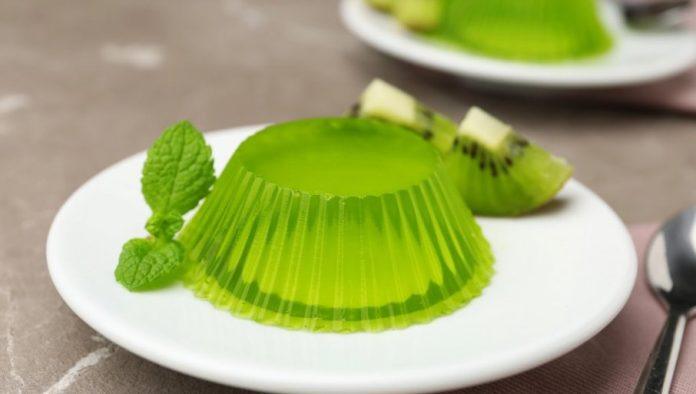 osvezavajuci-desert:-domaci-zele-od-kivija,-jednostavan,-efektan-i-veoma-ukusan