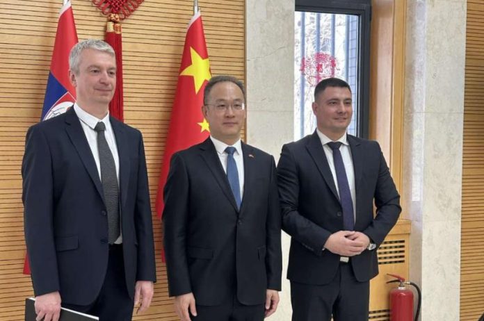 konferencija-u-beogradu:-kineske-kompanije-u-srbiji-jacaju-most-saradnje