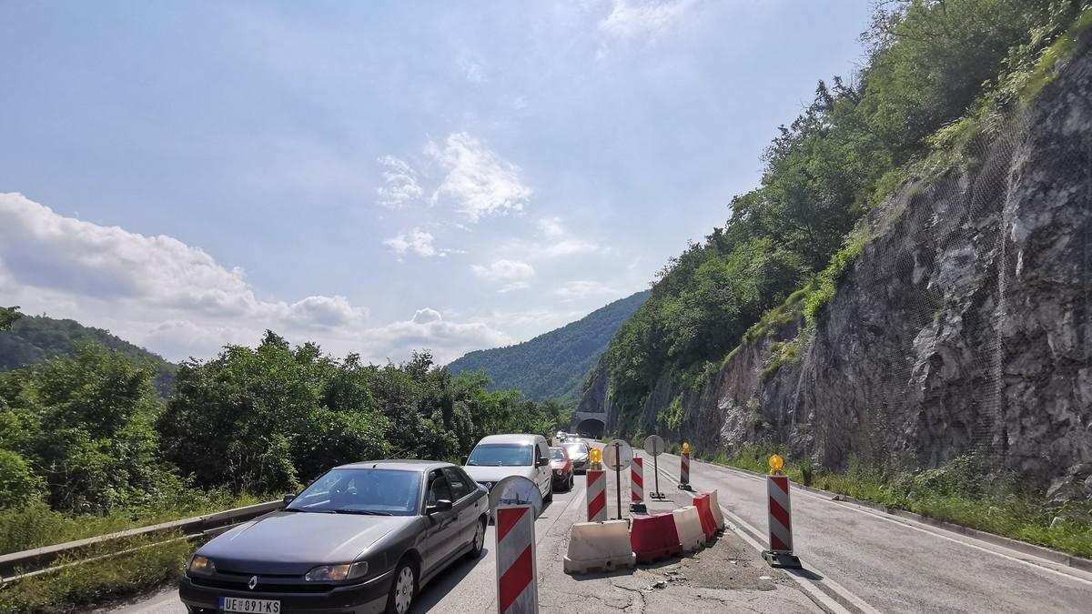 vozaci,-paznja!-potpuna-obustava-saobracaja-na-24-sata-na-ovom-putnom-pravcu-u-srbiji vozaci,-paznja!-potpuna-obustava-saobracaja-na-24-sata-na-ovom-putnom-pravcu-u-srbiji