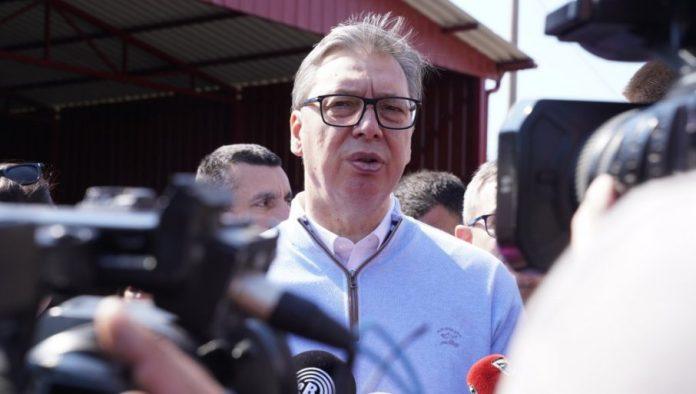 “ovo-je-njima-ipak-olaksanje”-vucic-o-najnovijem-resenju-za-srbe-sa-kim-–-najavio-da-ce-uskoro-posetiti-prelaze-i-razgovarati-sa-narodom