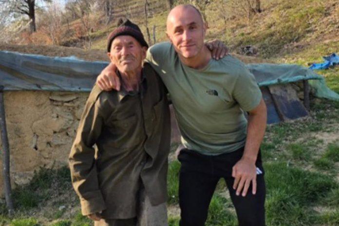 deka-miroslav-koji-33-zivi-pod-zemljom-dobija-novi-dom:-humanitarac-marko-objavio-lepe-vesti,-evo-sta-ce-biti-problematicno