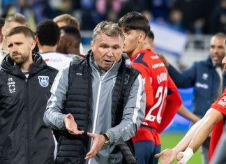 Haos u Rusiji: Bivši igrač Zvezde prisustvovao tuči trenera! /VIDEO/ haos-u-rusiji:-bivsi-igrac-zvezde-prisustvovao-tuci-trenera!-/video/