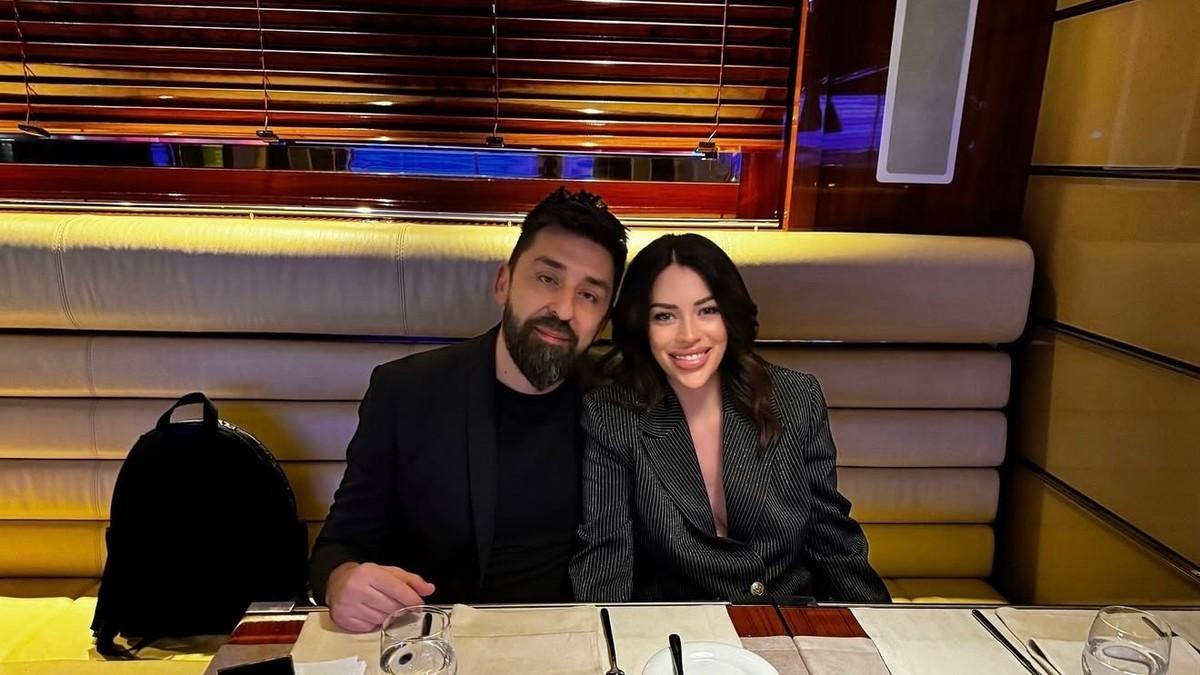 perun-sa-dve-godine-ima-svoj-dzip-zena-ognjena-amidzica-pokazala-sta-su-kupili-sinu:-preslatki-kadrovi-iz-stana-na-dorcolu-(foto) perun-sa-dve-godine-ima-svoj-dzip-zena-ognjena-amidzica-pokazala-sta-su-kupili-sinu:-preslatki-kadrovi-iz-stana-na-dorcolu-(foto)