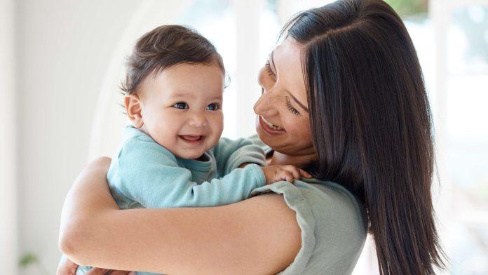 zena-rodena-bez-vagine-ili-grlica-materice-zatrudnela-prirodnim-putem-i-rodila-sina