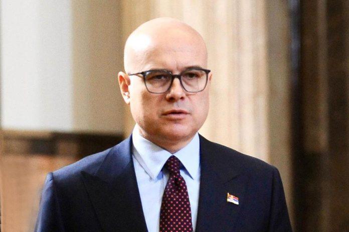 jasna-poruka-vucevica:-kad-je-rat-irana-i-izraela-u-pitanju-–-srbi-treba-da-budu-na-strani-srbije!