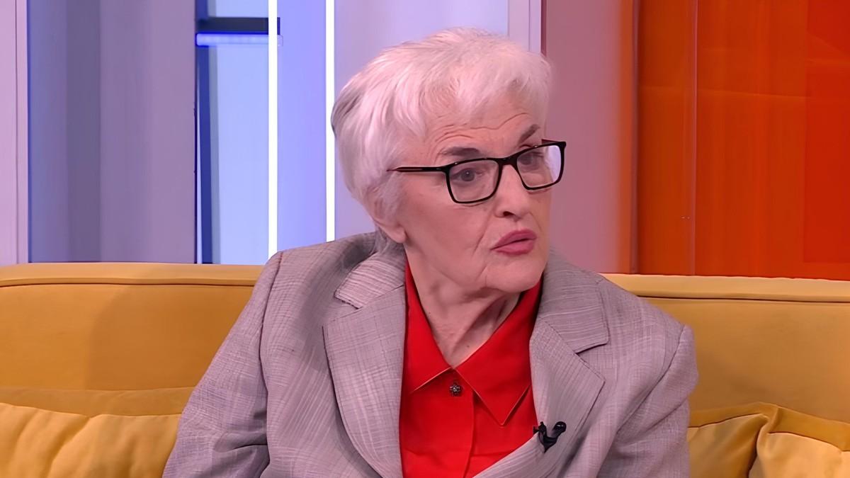 (foto)-olivera-se-ponovo-udala-u-79.-godini,-novog-muza-nasla-na-fejsbuku!-borila-se-teskim-bolestima-i-tugom-posle-smrti-voljenog-muza,-a-onda-joj-je-zivot-priredio-filmski-obrt (foto)-olivera-se-ponovo-udala-u-79.-godini,-novog-muza-nasla-na-fejsbuku!-borila-se-teskim-bolestima-i-tugom-posle-smrti-voljenog-muza,-a-onda-joj-je-zivot-priredio-filmski-obrt