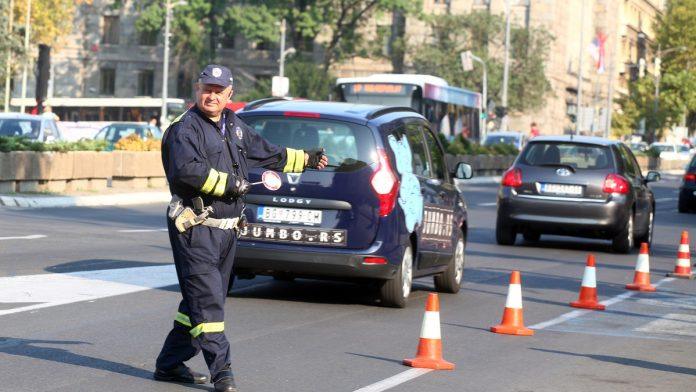 neverovatno!-mup-pojacano-kontrolisao-vozace,-polovina-u-prekrsaju:-masovno-krse-propise-vezane-za-bezbednost-dece!