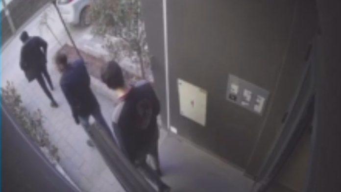 (foto,-video)-da-li-su-ovo-osumnjiceni-za-ubistvo-u-cacku?-sigurnosne-kamere-snimile-nekoliko-mladica:-muskarac-brutalno-ubijen-udarcima-cekicem-u-glavu