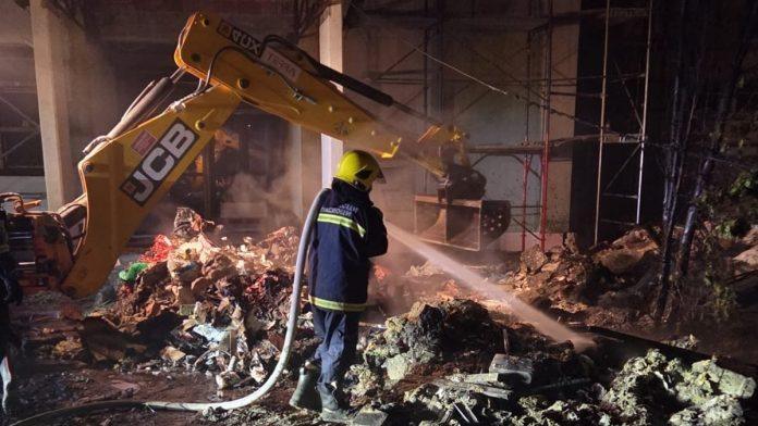 (foto)-gori-osnovna-skola-u-kosjericu!-panika-u-celom-naselju,-sumnja-se-da-je-pozar-podmetnut