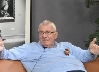 “REZULTAT ĆE BITI 10:0” Šešelj završava predizbornu aktivnost: Do nogu ćemo potući tu izdajničku blokadersku opoziciju, te strane plaćenike “rezultat-ce-biti-10:0”-seselj-zavrsava-predizbornu-aktivnost:-do-nogu-cemo-potuci-tu-izdajnicku-blokadersku-opoziciju,-te-strane-placenike