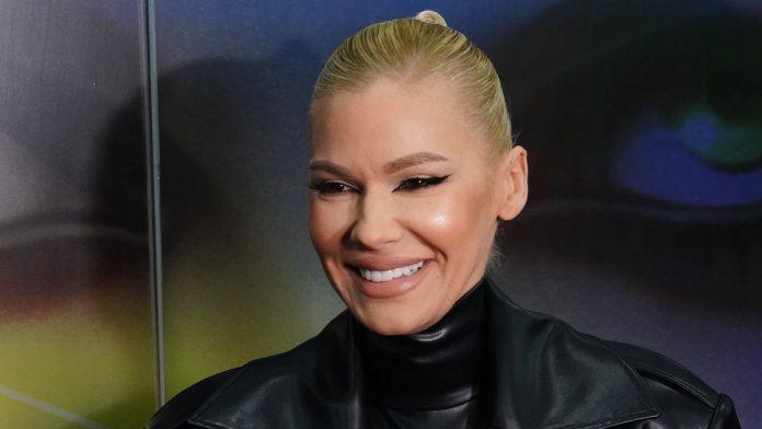 slavlje-u-domu-natase-bekvalac-cerka-hana-puni-19-godina,-pevacica-se-oglasila:-“moja-prva,-najveca-ljubavi”