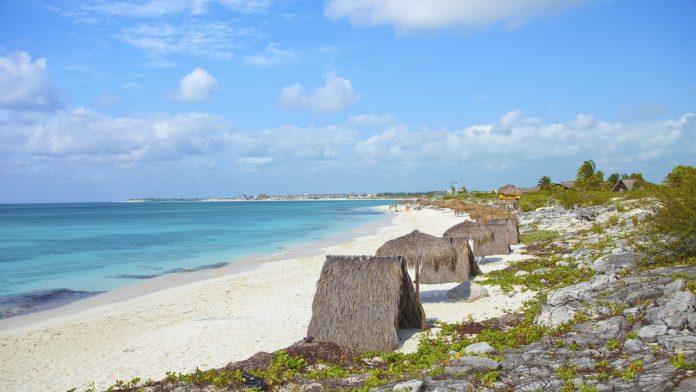 trampova-sledeca-meta!-kuba-izmedu-raja-i-krize:-ostrvo-rumа,-cigara-i-nostalgije-koje-turisti-i-dalje-obozavaju-(foto)