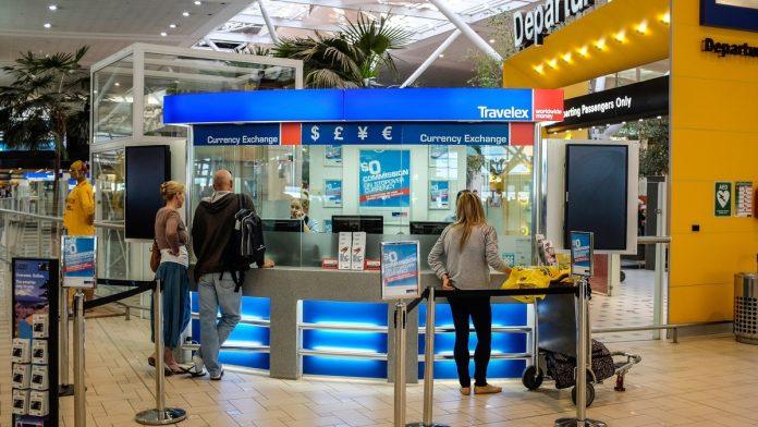 kontrola-menjacnica-i-dalje-traje,-ne-smeju-da-stave-visok-kurs-na-tabli,-ovo-su-mere-nbs