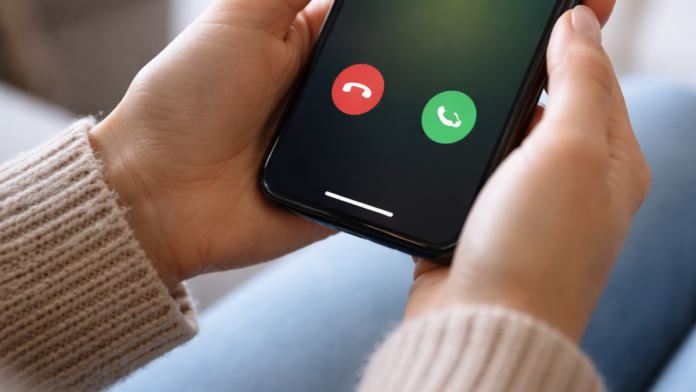 grcka-uvodi-ogranicenja-za-drustvene-mreze-deci-mladoj-od-15-godina:-koja-pravila-ce-da-vaze-dok-smo-na-moru?