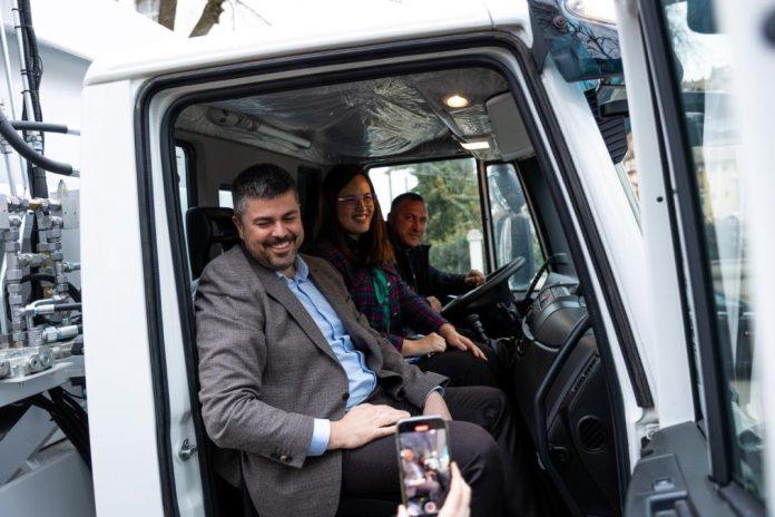 ministarka-pavkov:-kula-jos-snaznija-i-jaca,-a-to-potvrdujemo-danasnjim-potpisanim-ugovorom-za-bolju-zivotnu-sredinu-(foto)