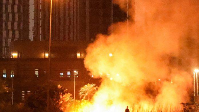 dron-udario-u-americku-ambasadu!-odjeknula-eksplozija-u-bagdadu,-pvo-sistemi-nisu-nista-mogli