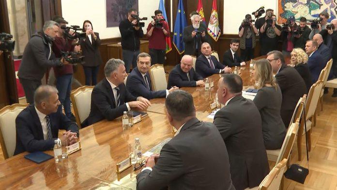 vucic-najavio-direktan-let-beograd–baku:-nova-linija-od-pocetka-maja-povezuje-srbiju-i-azerbejdzan