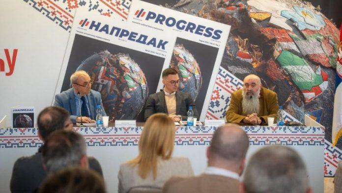 srpski-brod-u-sigurnoj-luci:-odrzan-panel-“svet-na-raskrscu”-(foto)