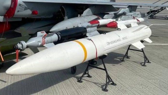 rakete-paravan,-vazno-samo-da-je-srbija-meta:-nabavka-kineskih-projektila-izazvala-histeriju-u-susedstvu-i-hibridni-rat-protiv-beograda