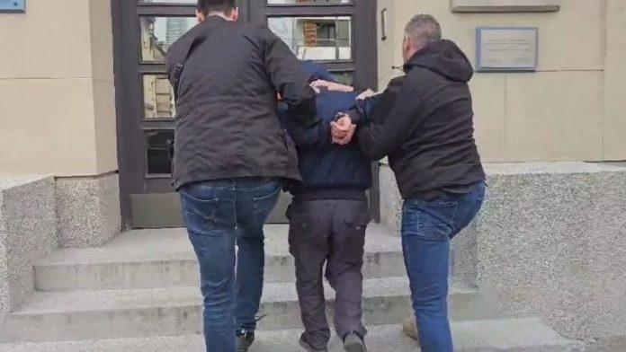 pronadene-fotografije-i-snimci-dece!-“blic”-saznaje:-velika-akcija-policije-na-teritoriji-srbije,-pala-trojica-muskaraca-(foto)