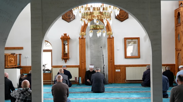 Нови-Пазар:-Последње-припреме-пред-Бајрам