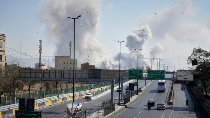 iran-bez-interneta-od-pocetka-sukoba-sa-sad-i-izarelom:-rekordan-prekid-traje-456-sati