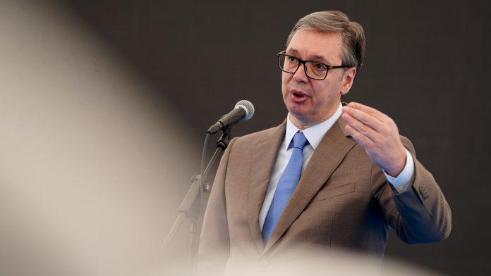 danas-vanredna-sednica-saveta-za-nacionalnu-bezbednost-tema-hitne-mere-povodom-ogromnog-skoka-cene-nafte,-predsedava-vucic