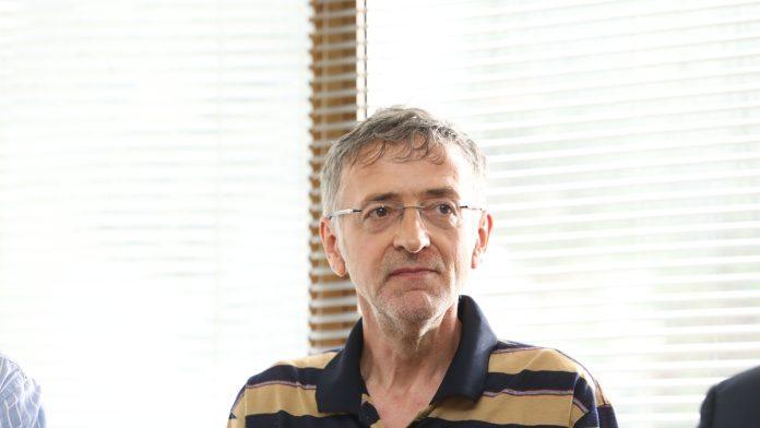 evo-kolika-je-penzija-zoranu-cvijanovicu-vaterpolisti-srbije-njegovoj-cerki-donirali-novac-za-skolovanje,-a-glumcu-svakog-meseca-leze-ovaj-iznos