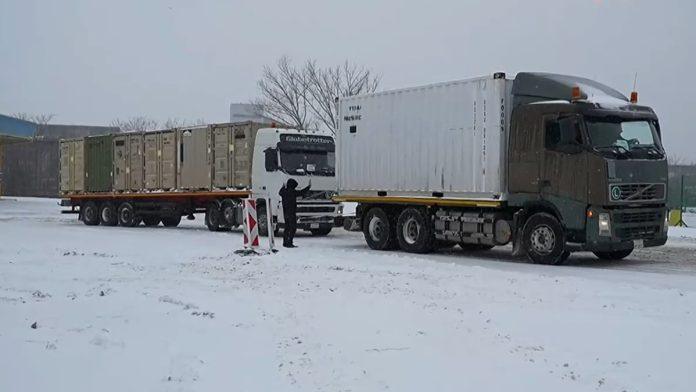 revolucija-u-transportu,-posledice-stizu-na-leto?-evo-zasto-oko-200.000-hiljada-vozaca-kamiona-ostaje-bez-dozvola-u-sad