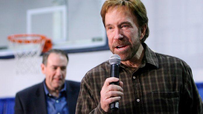 tramp-se-oprostio-od-holivudkse-legende-predsednik-sad-poslao-poruku-povodom-smrti-caka-norisa:-“bio-je-sjajan-momak”