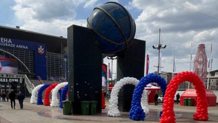 sve-je-spremno-za-skup-u-16-casova:-ovako-izgleda-ispred-beogradske-arene-(video)