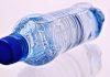SKOČILE CENE FLAŠIRANE VODE ZBOG RATA SA IRANOM: U Indiji porast od oko 11 posto skocile-cene-flasirane-vode-zbog-rata-sa-iranom:-u-indiji-porast-od-oko-11-posto