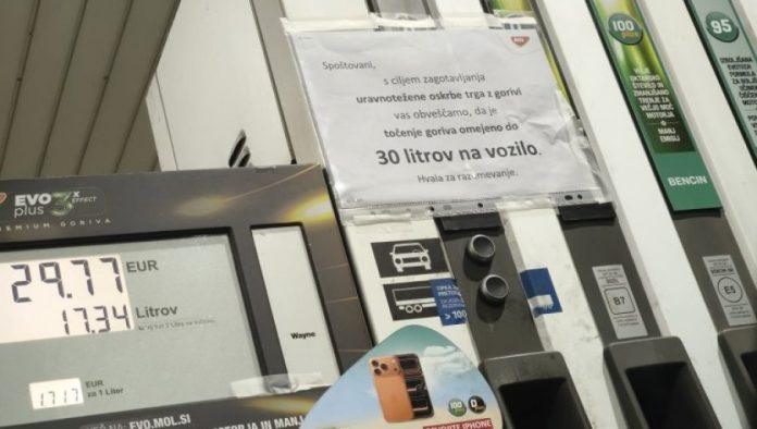 opsti-haos-u-sloveniji!-ogromne-kolone-na-pumpama,-goriva-sve-manje-–-navalili-„benzinski-turisti”