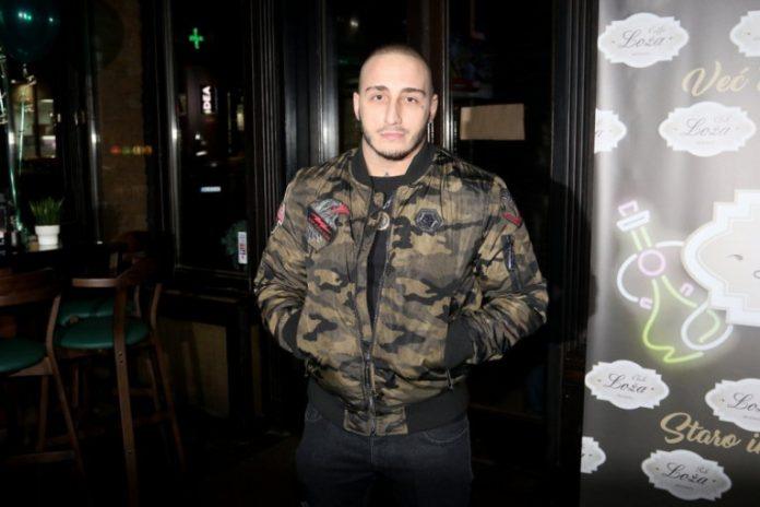 smrtni-slucaj-razorio-vuka-moba-–-zbog-stravicnih-vesti-pao-u-depresiju:-reper-prolazio-kroz-agoniju-tada,-ovo-ne-moze-da-zaboravi!